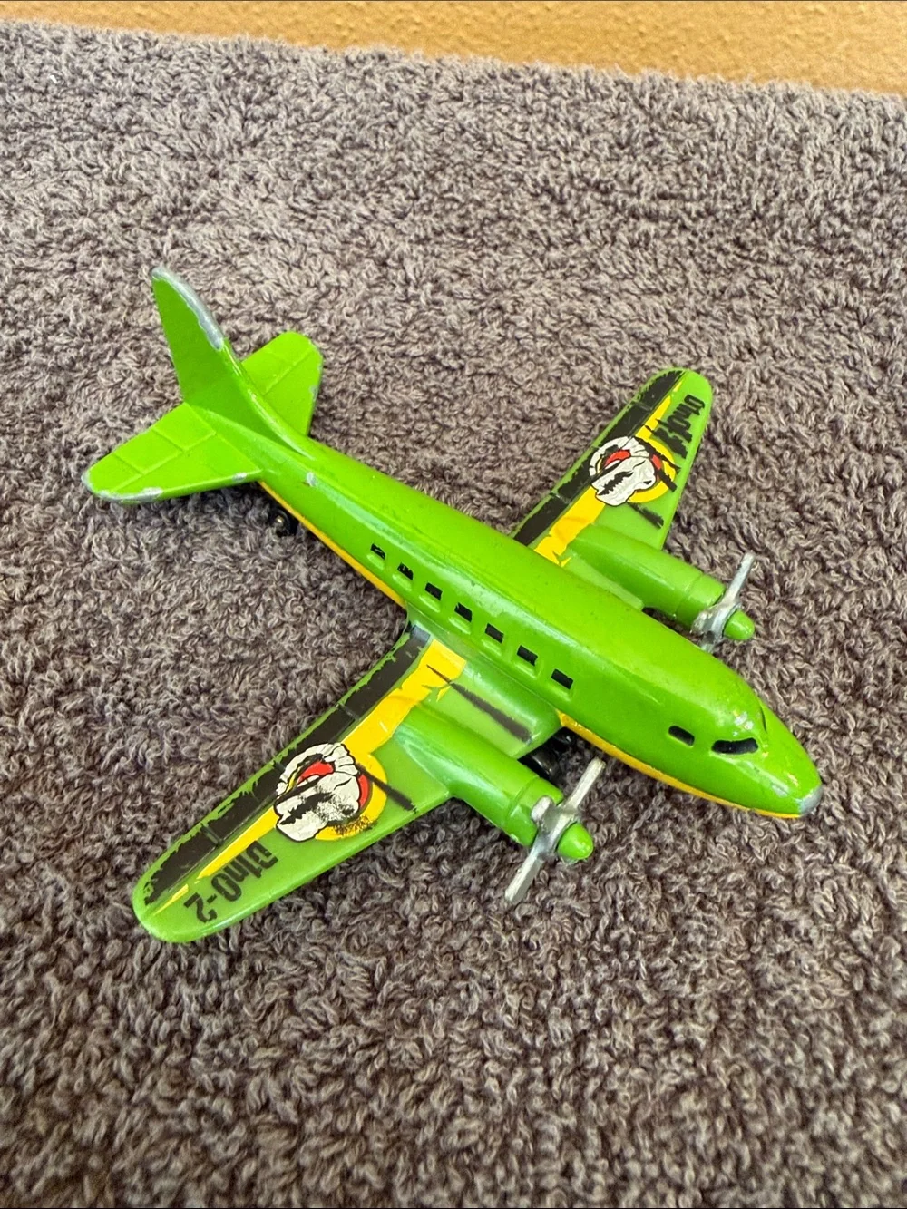 Planes flight airport pretend